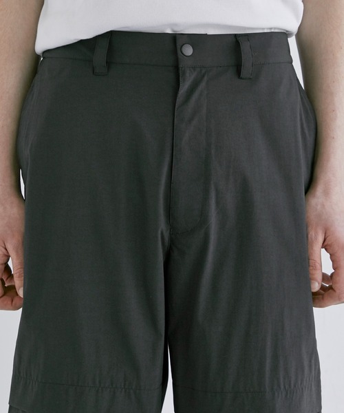 CITY TOKYO（シティトウキョウ）の「SOLOシンセティックドッキングカーゴパンツ（カーゴパンツ・メンズ・グレイッシュベージュ/ブラック・1/2）」の17枚目の写真