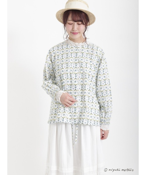 Samansa Mos2（サマンサ モスモス）の「【miyuki matsuo x SamansaMos2】総柄ブラウス（シャツ/ブラウス・レディース・ベージュ/ミント/キナリ・ﾌﾘ-）」の2枚目の写真