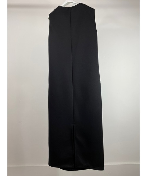 ulu（ウル）の「Vneck design long dress（ワンピース・レディース・ブラック・FREE）」の8枚目の写真