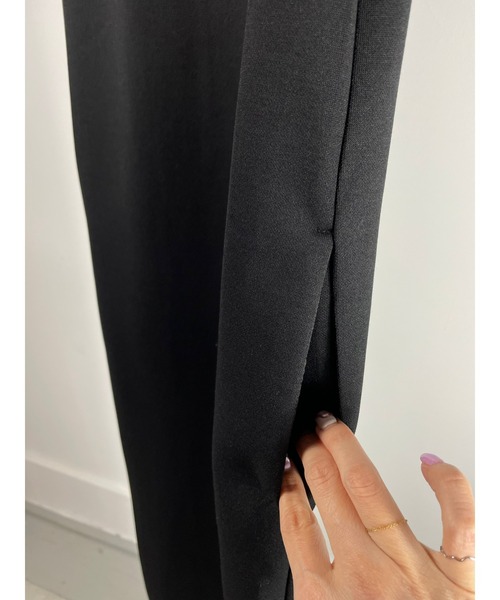 ulu（ウル）の「Vneck design long dress（ワンピース・レディース・ブラック・FREE）」の12枚目の写真