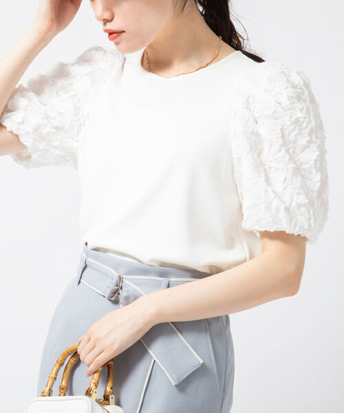 NOLLEY’S Sophi(ノーリーズソフィ)の「ジャガードスリーブプルオーバーカットソー(Tシャツ/カットソー・レディース・ブラック/オフホワイト・38/36)」の1枚目の写真