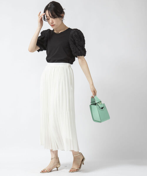 NOLLEY’S Sophi(ノーリーズソフィ)の「ジャガードスリーブプルオーバーカットソー(Tシャツ/カットソー・レディース・ブラック/オフホワイト・38/36)」の4枚目の写真
