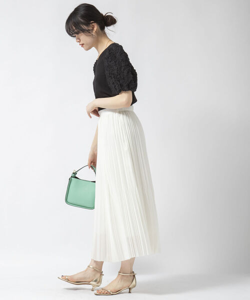 NOLLEY’S Sophi(ノーリーズソフィ)の「ジャガードスリーブプルオーバーカットソー(Tシャツ/カットソー・レディース・ブラック/オフホワイト・38/36)」の5枚目の写真
