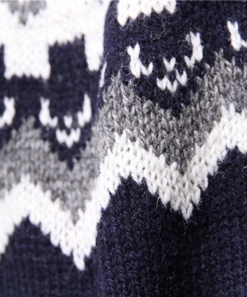 SENSE OF PLACE by URBAN RESEARCH(センスオブプレイスバイアーバンリサーチ)の「シェトランドノルディックセーター(ニット/セーター・メンズ・グリーン/ネイビー/オフホワイト・LARGE/MEDIUM)」の9枚目の写真