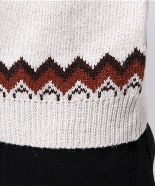 SENSE OF PLACE by URBAN RESEARCH(センスオブプレイスバイアーバンリサーチ)の「シェトランドノルディックセーター(ニット/セーター・メンズ・グリーン/ネイビー/オフホワイト・LARGE/MEDIUM)」の11枚目の写真