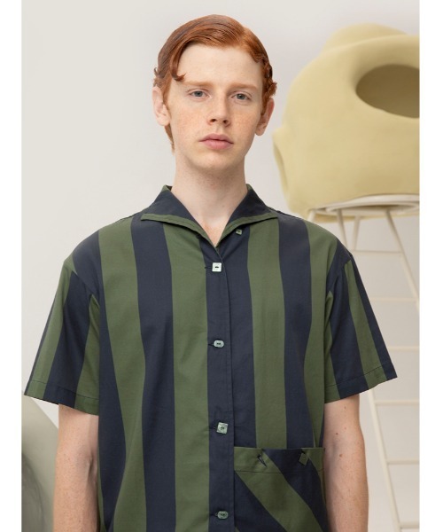 JNBY(ジェーエヌビーワイ)の「HOME Genderless Striped Cotton Shirt(シャツ/ブラウス・レディース・ベージュ系その他5/ブルー系その他4/グリーン系その他5・36/38)」の2枚目の写真