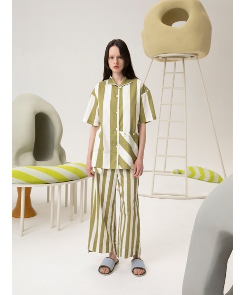 JNBY(ジェーエヌビーワイ)の「HOME Genderless Striped Cotton Shirt(シャツ/ブラウス・レディース・ベージュ系その他5/ブルー系その他4/グリーン系その他5・36/38)」の7枚目の写真