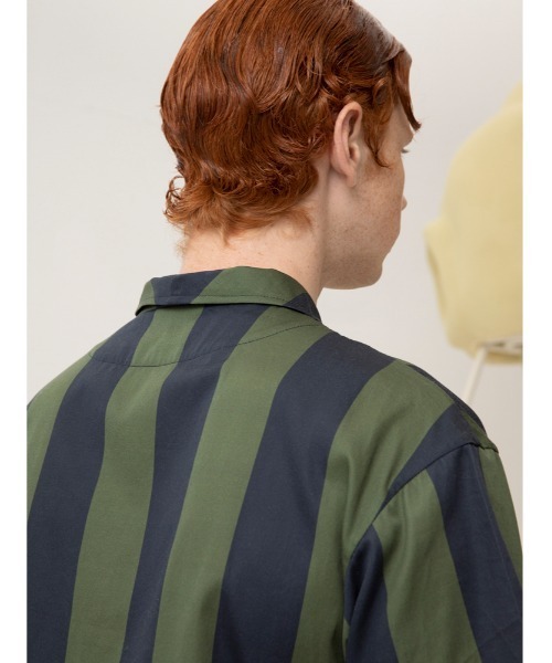 JNBY(ジェーエヌビーワイ)の「HOME Genderless Striped Cotton Shirt(シャツ/ブラウス・レディース・ベージュ系その他5/ブルー系その他4/グリーン系その他5・36/38)」の16枚目の写真