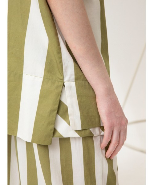 JNBY(ジェーエヌビーワイ)の「HOME Genderless Striped Cotton Shirt(シャツ/ブラウス・レディース・ベージュ系その他5/ブルー系その他4/グリーン系その他5・36/38)」の5枚目の写真