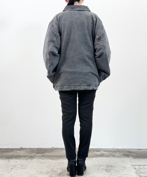 COMMON WARE(コモンウェアー)の「COMMONWARE:デニム フロントジップ ジャケット(デニムジャケット・レディース・ケミカルウォッシュ/ブラック/ライトブルー・XL/L/M)」の7枚目の写真