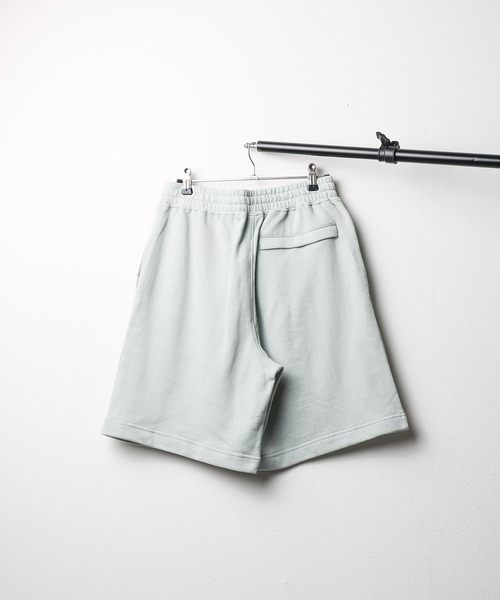 United Athle(ユナイテッドアスレ)の「『United Athle』8.6オンス ルーズフィット スウェット ショーツ(裏パイル)(スウェットパンツ・レディース・グレイッシュベージュ/アッシュグレー/グリーン/ブラック・LARGE/MEDIUM/X-LARGE)」の10枚目の写真
