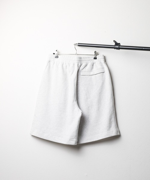 United Athle(ユナイテッドアスレ)の「『United Athle』8.6オンス ルーズフィット スウェット ショーツ(裏パイル)(スウェットパンツ・レディース・グレイッシュベージュ/アッシュグレー/グリーン/ブラック・LARGE/MEDIUM/X-LARGE)」の5枚目の写真
