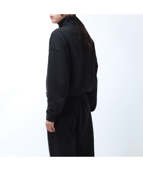 Reebok(リーボック)の「アーカイブ フィット クルー スウェット / CL AE ARCHIVE FIT CREW(スウェット・レディース・アイボリー/ブラック/バーガンディー・X-LARGE/XX-LARGE/MEDIUM/SMALL/LARGE)」の21枚目の写真