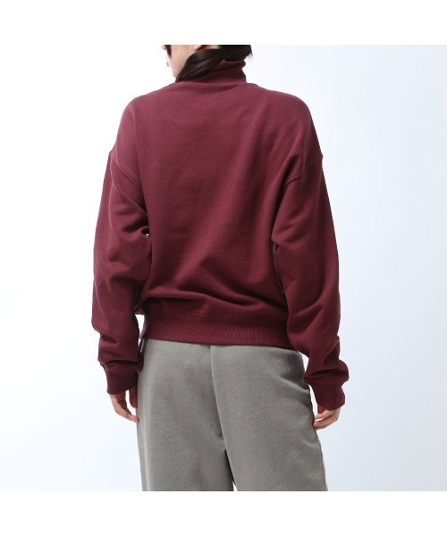 Reebok(リーボック)の「アーカイブ フィット クルー スウェット / CL AE ARCHIVE FIT CREW(スウェット・レディース・アイボリー/ブラック/バーガンディー・X-LARGE/XX-LARGE/MEDIUM/SMALL/LARGE)」の4枚目の写真