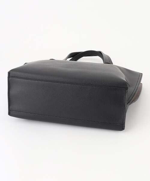 ANY SIS(エニィスィス)の「バイカラーセパレートトート バッグ(ショルダーバッグ・レディース・ベージュ系/ブラック系・2)」の8枚目の写真