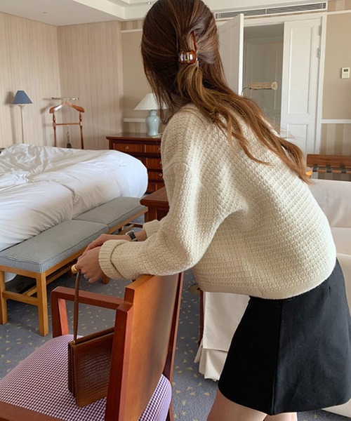 ROOPTOKYO（ループトウキョウ）の「ゴールドボタンパイピングニットカーディガン（カーディガン/ボレロ・レディース・ホワイト×ブラック/ホワイト/ネイビー・FREE）」の11枚目の写真