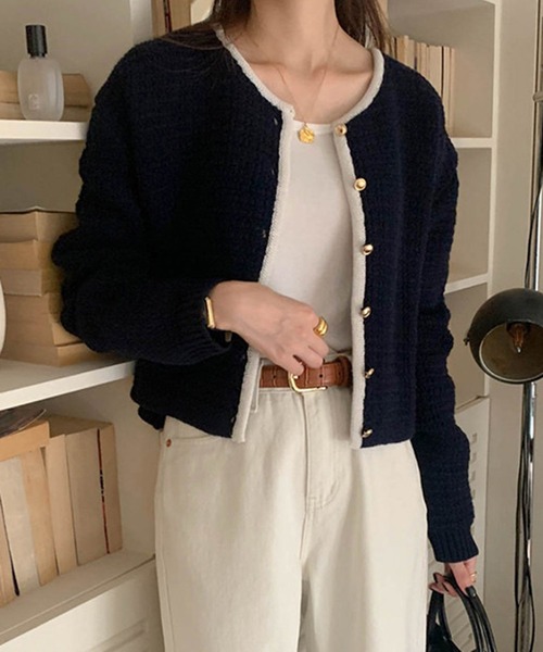 ROOPTOKYO（ループトウキョウ）の「ゴールドボタンパイピングニットカーディガン（カーディガン/ボレロ・レディース・ホワイト×ブラック/ホワイト/ネイビー・FREE）」の9枚目の写真