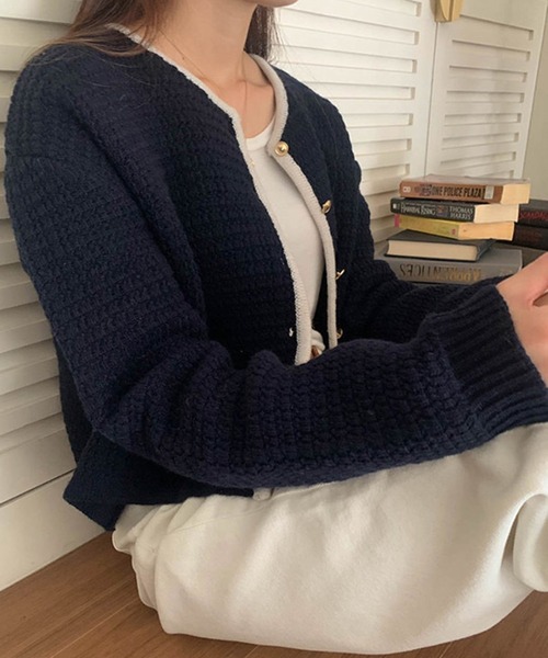 ROOPTOKYO（ループトウキョウ）の「ゴールドボタンパイピングニットカーディガン（カーディガン/ボレロ・レディース・ホワイト×ブラック/ホワイト/ネイビー・FREE）」の5枚目の写真