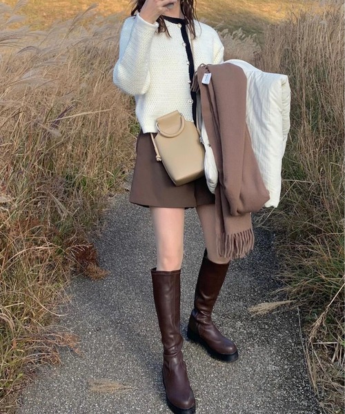 ROOPTOKYO（ループトウキョウ）の「ゴールドボタンパイピングニットカーディガン（カーディガン/ボレロ・レディース・ホワイト×ブラック/ホワイト/ネイビー・FREE）」の16枚目の写真