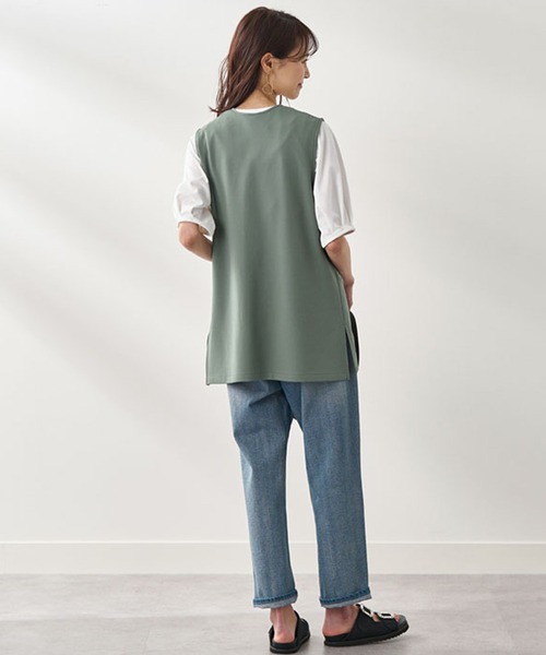 BELLUNA(ベルーナ)の「ポケット付Vネックデザインベスト(ベスト・レディース・アイボリー/ブラック/オリーブ・X-LARGE/MEDIUM/LARGE)」の17枚目の写真