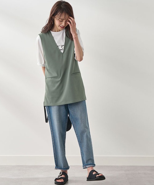 BELLUNA(ベルーナ)の「ポケット付Vネックデザインベスト(ベスト・レディース・アイボリー/ブラック/オリーブ・X-LARGE/MEDIUM/LARGE)」の18枚目の写真