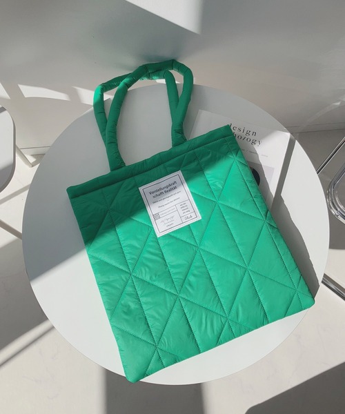 AS KNOW AS plus（アズノゥアズプラス）の「☆スクエアキルトトートバッグ（トートバッグ・レディース・ブラック/オレンジ/パープル/アイボリー/ブルー/ピンク/グリーン・FREE）」の17枚目の写真