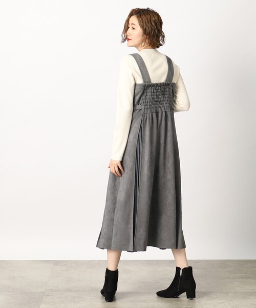 grove（グローブ）の「◆マシュマロタッチスウェード プリーツドッキングワンピース（ワンピース・レディース・チャコールグレー/カーキ/ライトベージュ・02/03/01/05/04）」の6枚目の写真