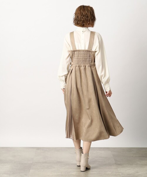 grove（グローブ）の「◆マシュマロタッチスウェード プリーツドッキングワンピース（ワンピース・レディース・チャコールグレー/カーキ/ライトベージュ・02/03/01/05/04）」の13枚目の写真
