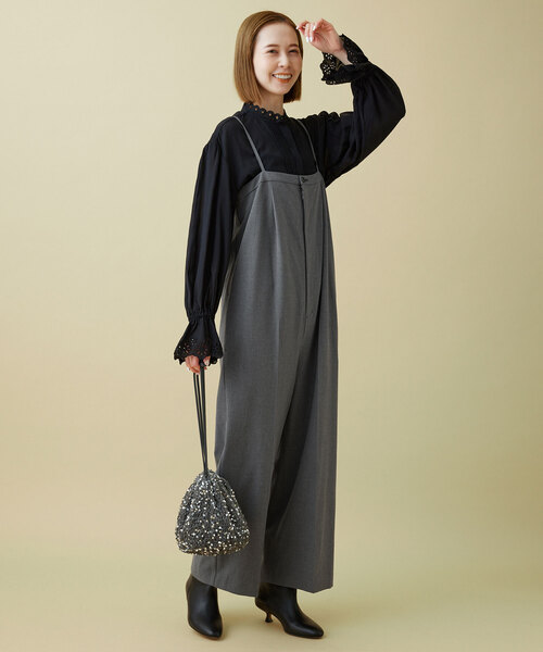 SLOBE IENA(スローブイエナ)の「ツイルトロアイラインサロペ(サロペット/オーバーオール・レディース・ダークブルー/グレー・FREE)」の6枚目の写真