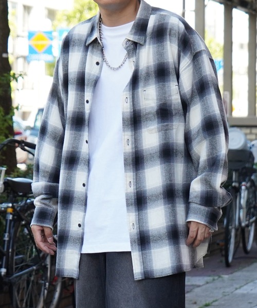 ILL'S（イルズ）の「ソフトコットン オンブレチェック / ネルチェック ビッグシルエットシャツ 【ILL'S】（シャツ/ブラウス・メンズ・ネイビー/ブラック/チャコールグレー/ブラウン/ホワイト・L/M）」の20枚目の写真