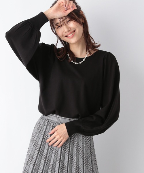 GLOBAL WORK(グローバルワーク)の「洗えるボリュームスリーブプルオーバー/MATINEE LINE/967671(ニット/セーター・レディース・ブルー系その他6/グレイッシュベージュ/ブラック/マスタード・MEDIUM/LARGE)」の11枚目の写真