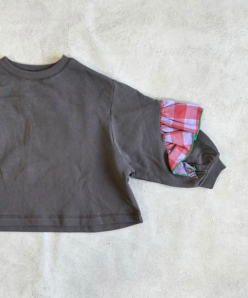 CALMIA(カルミア)の「ギンガムチェックバックフリルトレーナー(80~150cm)(スウェット・キッズ・レッド/オフホワイト/チャコール・120/80/130/95/100/110/140/90/150)」の19枚目の写真