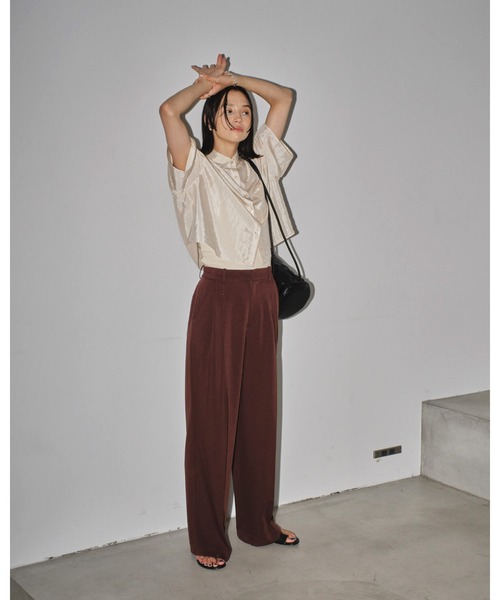 TODAYFUL（トゥデイフル）の「タックワイドトラウザース（デニムパンツ・レディース・ブラック/ダークブラウン/ライトグリーン・36inch/38inch）」の6枚目の写真