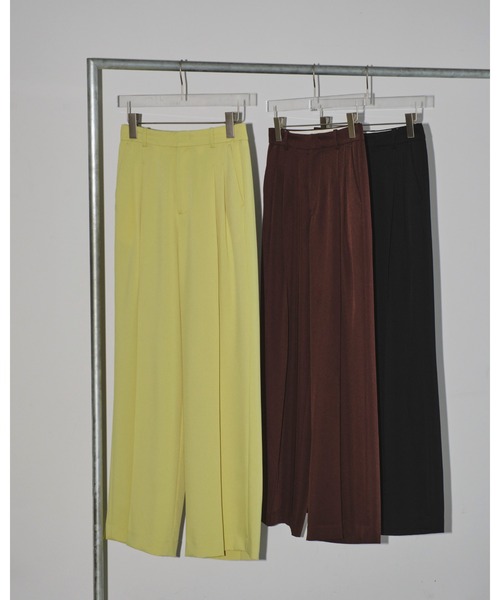 TODAYFUL（トゥデイフル）の「タックワイドトラウザース（デニムパンツ・レディース・ブラック/ダークブラウン/ライトグリーン・36inch/38inch）」の15枚目の写真