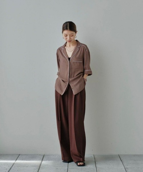 TODAYFUL（トゥデイフル）の「タックワイドトラウザース（デニムパンツ・レディース・ブラック/ダークブラウン/ライトグリーン・36inch/38inch）」の21枚目の写真