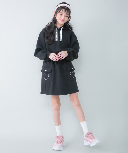 JENNI belle(ジェニィベル)の「【WEB限定】【ウエスト調整可能】裏起毛カーゴスカート(スカート・キッズ・ブラック/サックスブルー/ピンク・130cm/140cm/150cm/160cm)」の5枚目の写真