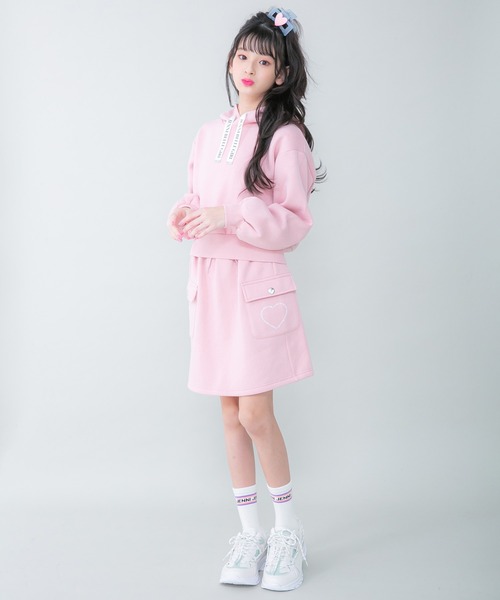 JENNI belle(ジェニィベル)の「【WEB限定】【ウエスト調整可能】裏起毛カーゴスカート(スカート・キッズ・ブラック/サックスブルー/ピンク・130cm/140cm/150cm/160cm)」の15枚目の写真