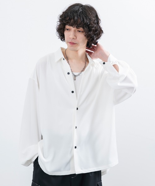 JUNRED(ジュンレッド)の「バルーンスリーブオーバーシャツ(シャツ/ブラウス・メンズ・ホワイト/グリーン・L/M)」の2枚目の写真