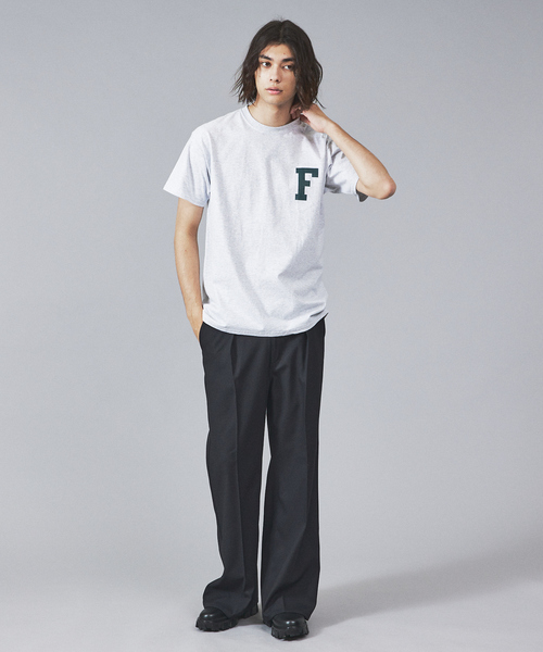 FRUIT OF THE LOOM（フルーツオブザルーム）の「【FRUIT OF THE LOOM】ワンポイント刺繍＆プリント クルーネック ショートスリーブ Tシャツ（Tシャツ/カットソー・メンズ・グレー系その他/ブラック/ホワイト/ブラック系その他/ホワイト系その他/グレー・M/XL/L）」の17枚目の写真