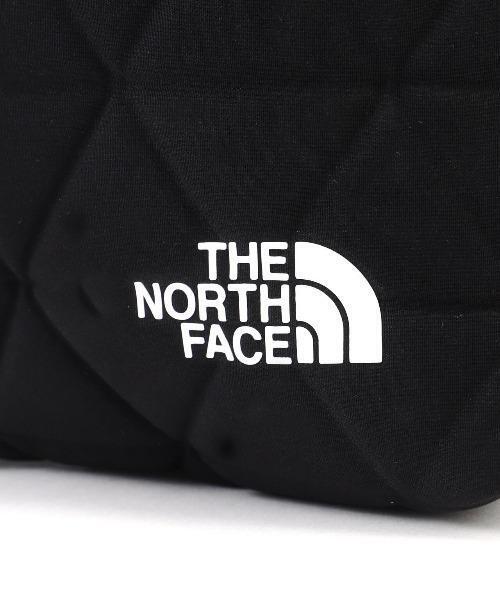 THE NORTH FACE(ザノースフェイス)の「THE NORTH FACE/ザ・ノース・フェイス Geoface Pouch ジオフェイスポーチ NM32356(ショルダーバッグ・レディース・ブラック/グレー/カーキ/アイボリー・FREE)」の17枚目の写真