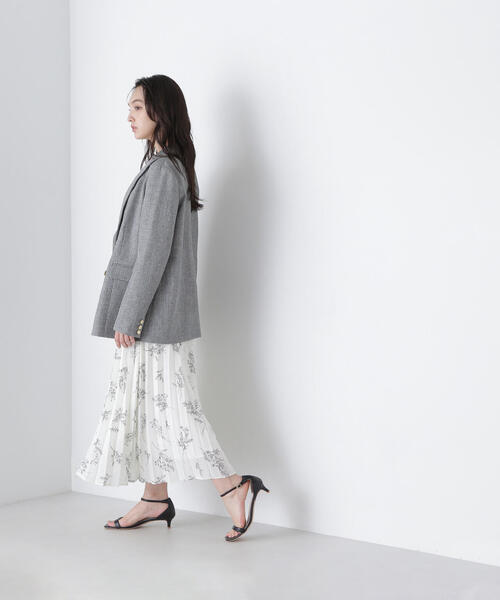 NATURAL BEAUTY BASIC（ナチュラルビューティーベーシック）の「◇【Oggi掲載】ダブルブレストボクシージャケット（テーラードジャケット・レディース・ベージュ系その他/ネイビー/ベージュ/グレー系その他・MEDIUM/SMALL）」の8枚目の写真