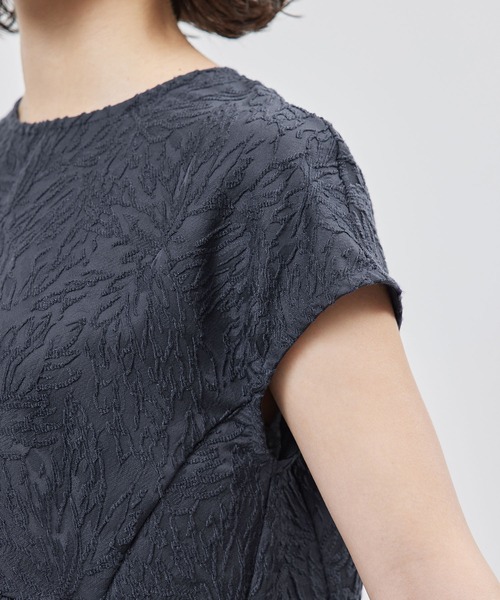 ROPE'（ロペ）の「ジャカードシームペプラムブラウス（シャツ/ブラウス・レディース・オフホワイト/ネイビー・FREE）」の14枚目の写真