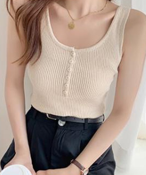 MILAE（ミレ）の「フロントボタンリブ編みニットタンクトップ（タンクトップ・レディース・ブラック/ベージュ/アイボリー/ミント/ホワイト・FREE）」の3枚目の写真