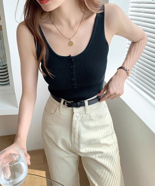 MILAE（ミレ）の「フロントボタンリブ編みニットタンクトップ（タンクトップ・レディース・ブラック/ベージュ/アイボリー/ミント/ホワイト・FREE）」の17枚目の写真