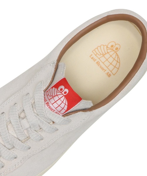 Last Resort AB(ラストリゾート・エービー)の「VM001 SUEDE LO WHITE/WHITE(スニーカー・メンズ・ホワイト・5/5h/6/6h/7/7h/8/8h/9/9h/10/10h/11/4h)」の6枚目の写真