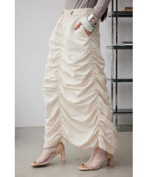 AZUL by moussy（アズールバイマウジー）の「カーゴロングスカート（スカート・レディース・ブラウン/オフホワイト/ブラック・SMALL/MEDIUM）」の2枚目の写真