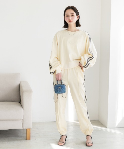 ad thie（アドティエ）の「ピンタック サイドラインジョガーパンツ（スウェットパンツ・レディース・アイボリー/オートミール/チャコール・FREE）」の18枚目の写真