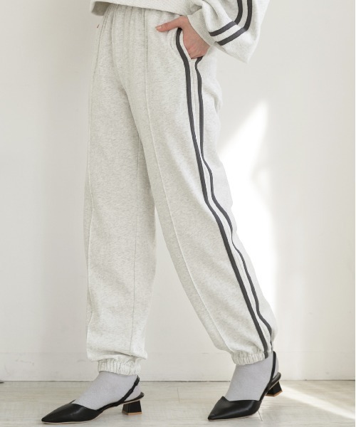 ad thie（アドティエ）の「ピンタック サイドラインジョガーパンツ（スウェットパンツ・レディース・アイボリー/オートミール/チャコール・FREE）」の15枚目の写真