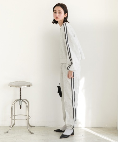 ad thie（アドティエ）の「ピンタック サイドラインジョガーパンツ（スウェットパンツ・レディース・アイボリー/オートミール/チャコール・FREE）」の11枚目の写真