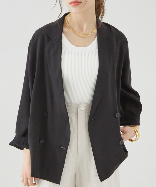 Rouge vif Anna(ルージュヴィフアンナ)の「エアリーシャツジャケット(テーラードジャケット・レディース・ブラウン/ブラック/アイボリー・フリー)」の3枚目の写真